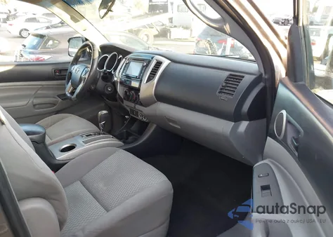 2014 Toyota Tacoma Double Cab Prerunner z USA, uszkodzony, nr VIN 5TFJU4GNXEX057709